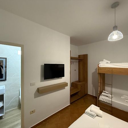 Hotel Amantia Orikum Esterno foto