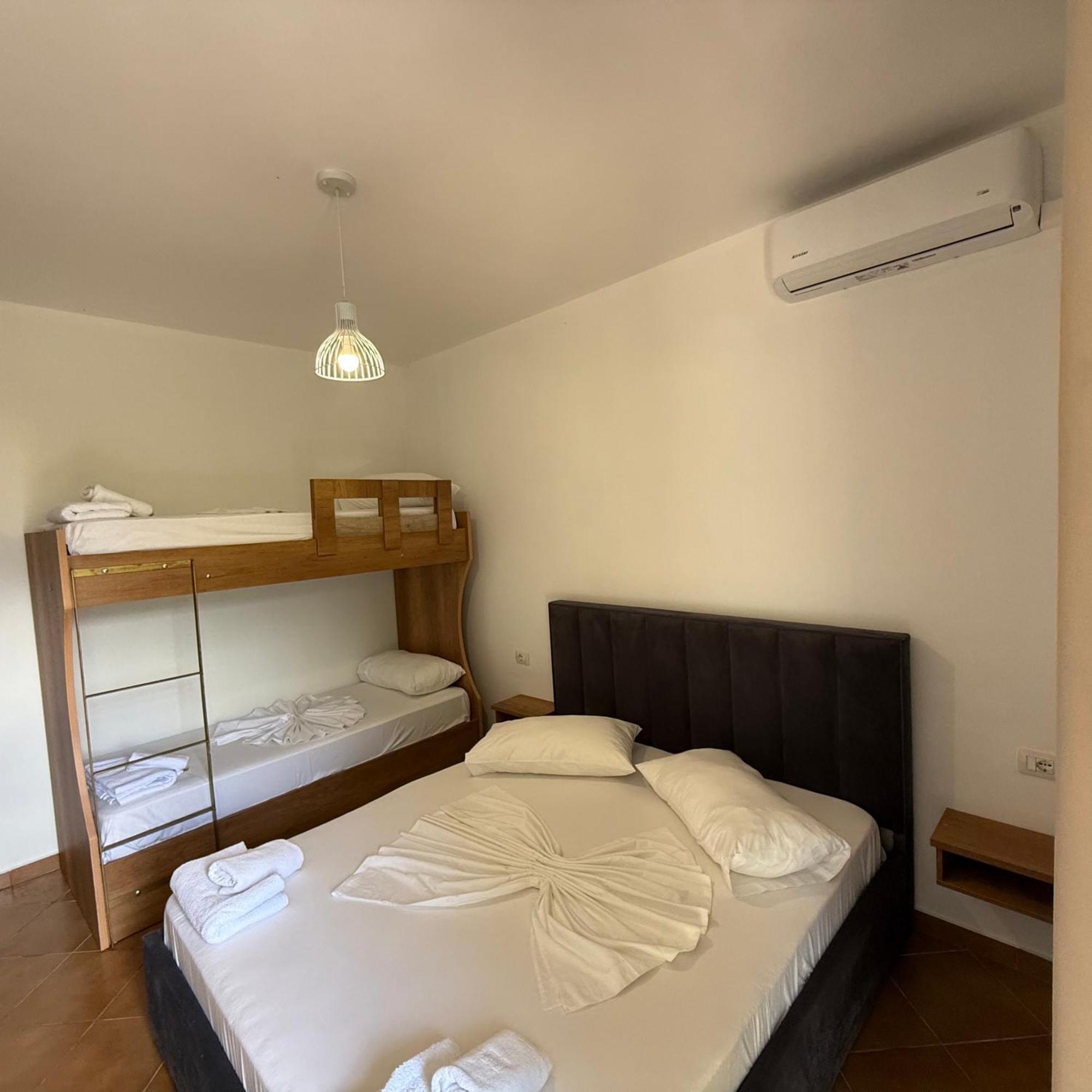 Hotel Amantia Orikum Esterno foto
